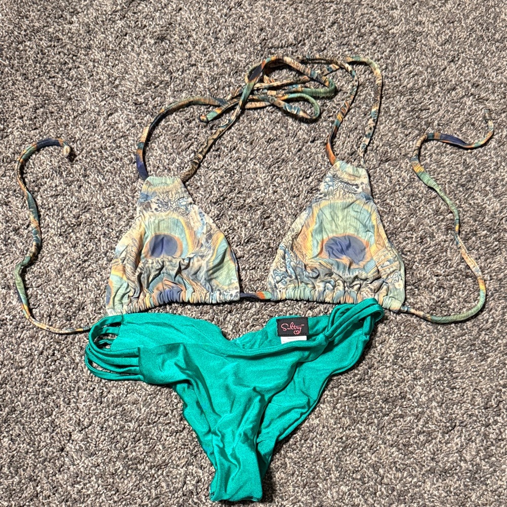 Vibrant Teal and Patterned Bikini Set